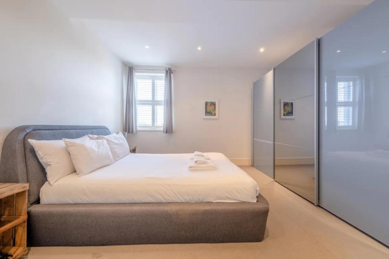 Stylish 1 Bedroom In Affluent Fulham